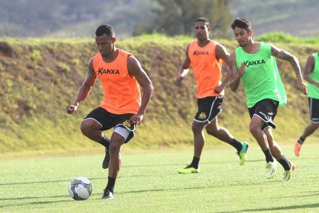 João Vitor prega manutenção da postura apresentada diante do Corinthias