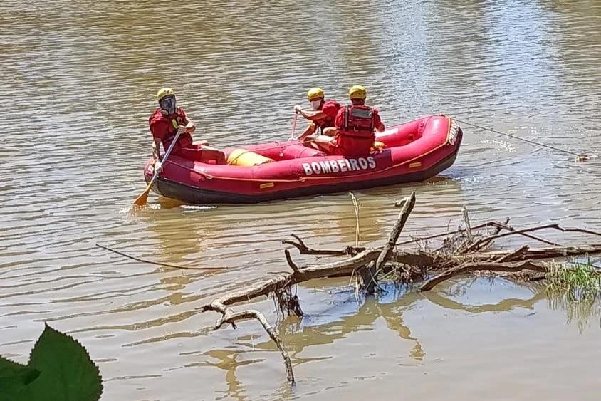 Corpo de homem é encontrado no rio Tubarão