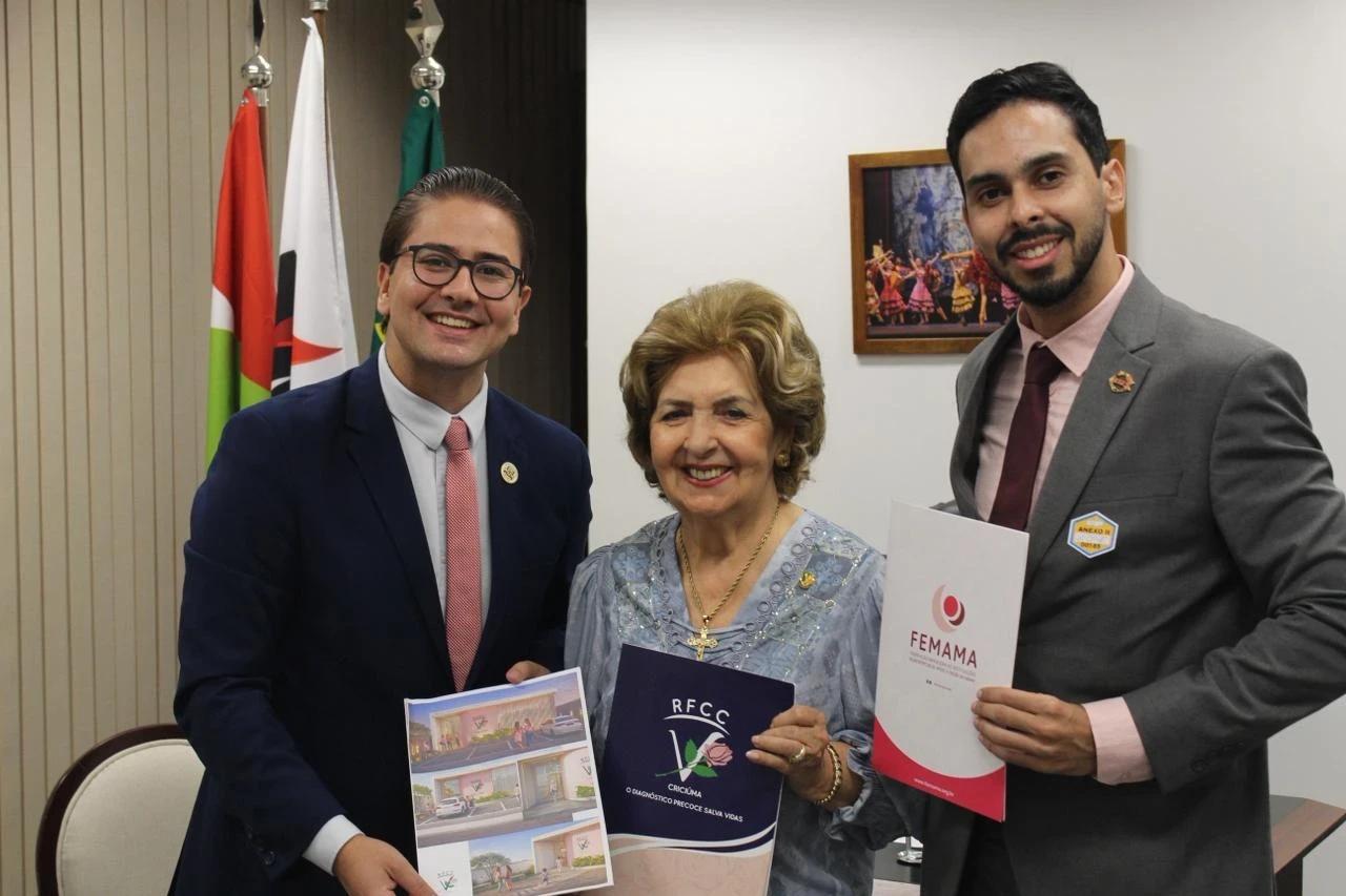 Vereador articula em Brasília recursos para sede da Rede Feminina de Criciúma