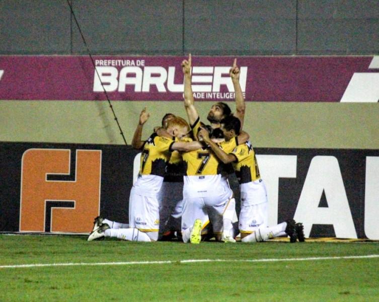 No último jogo do ano, Tigre derrota o Oeste fora de casa de virada