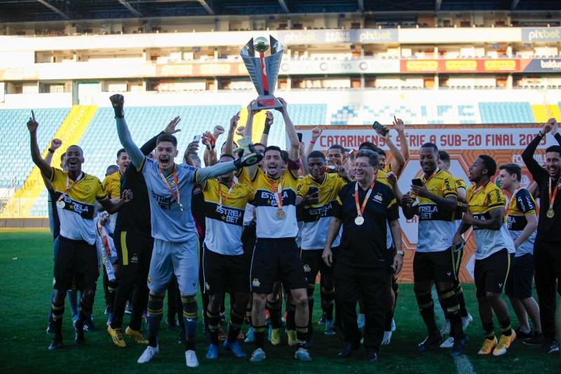 Com decisão nos pênaltis, Tigre vence o Avaí e conquista Campeonato Catarinense Sub-20 