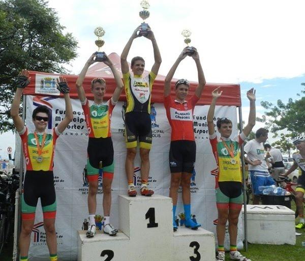 Ciclismo de Criciúma nos pódios do Troféu Roberto Alves
