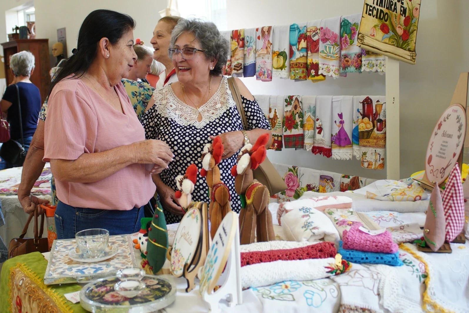 ExpoArte 2025 encerra com dois mil trabalhos expostos e celebra protagonismo das mulheres da Afasc