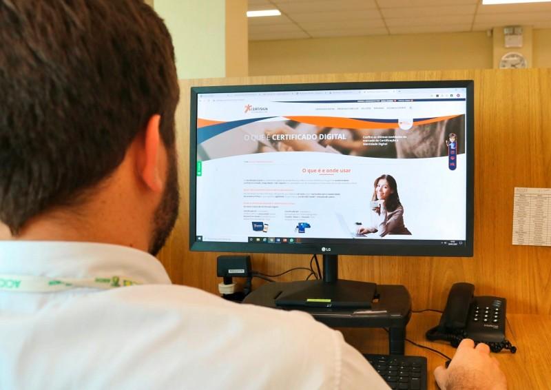Empresas e prestadores de serviços podem obter a Certificação Digital na Acic