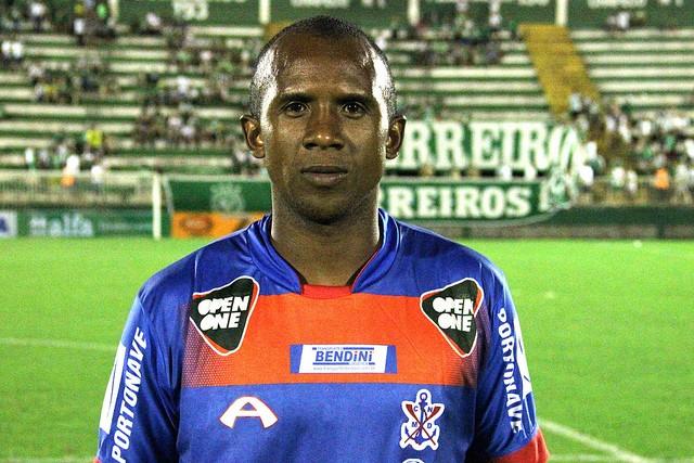 Carlinhos Santos projeta reencontro com o Tigre