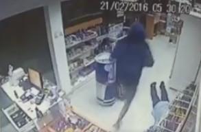 Assaltantes de posto são presos pela PM