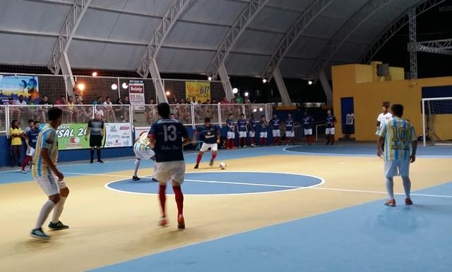 Campeonato de Futsal movimenta a quadra central no Arroio