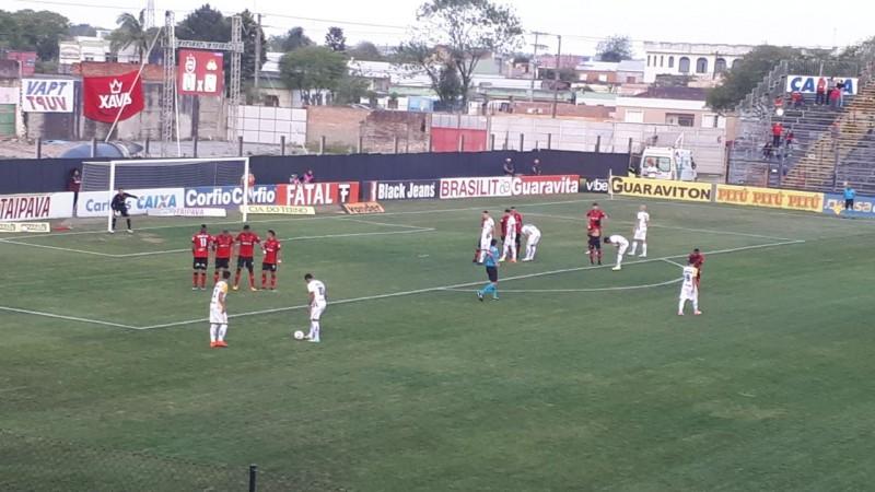 Tigre toma virada e se despede com derrota