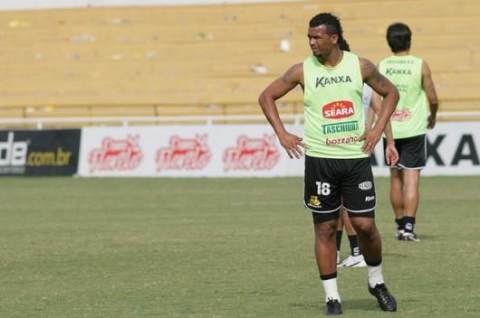 Pressionado, Tigre busca vitória contra o América de Natal