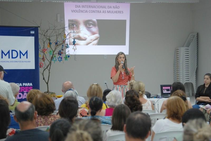 Denúncia contra violência à mulher em pauta em Cocal do Sul