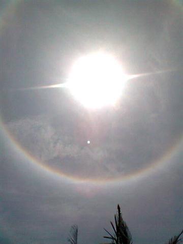 Leitores registram halo solar no Balneário Rincão