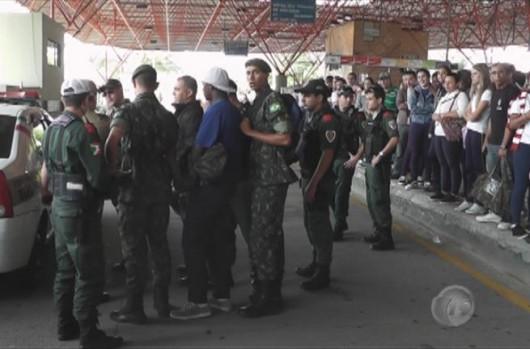 Briga entre guardas municipais e soldados do Exército é registrada no Terminal