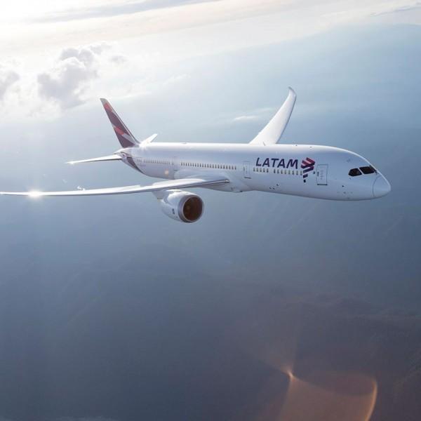 Latam retoma os voos comerciais no aeroporto de Jaguaruna