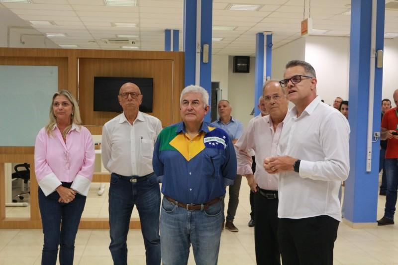 Marcos Pontes conhece laboratórios e programas de inovação da Satc