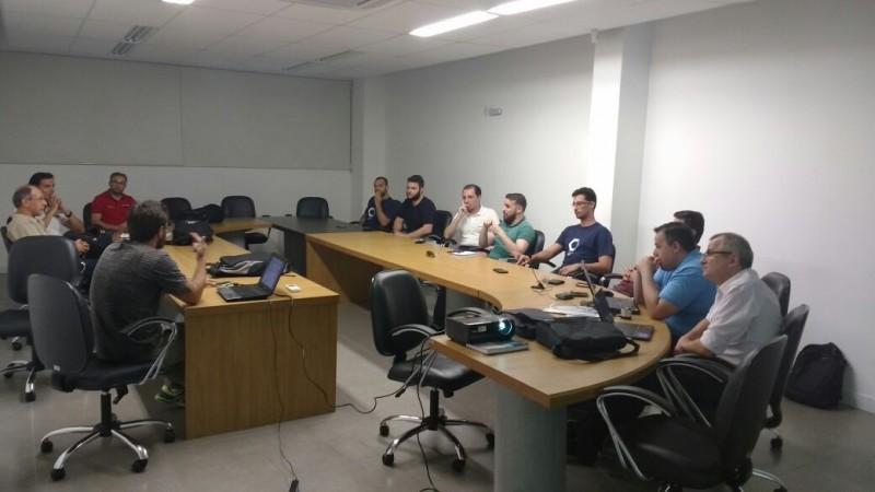 Núcleos de Tecnologia da Acic se reúnem para discutir ações para o mercado