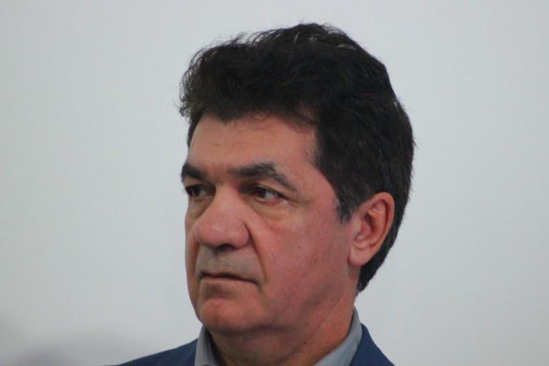 Defesa de Clésio Salvaro se manifesta após prisão preventiva do prefeito