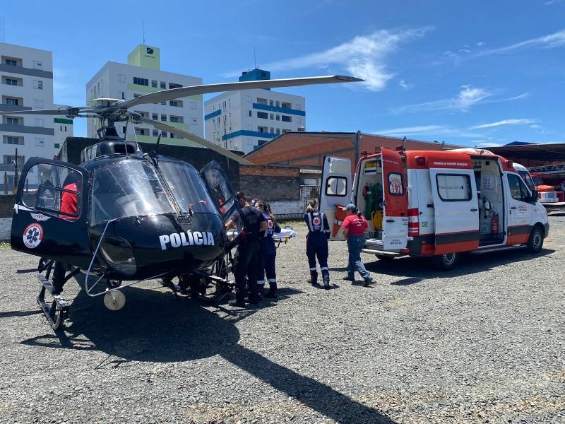 Idoso sofre queda de telhado e fica gravemente ferido em Jaguaruna