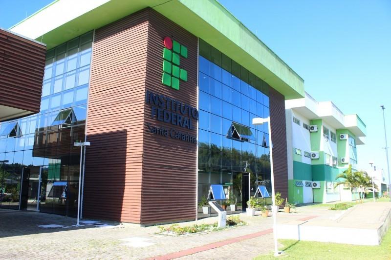 IFSC está com vagas abertas em cursos de qualificação a distância
