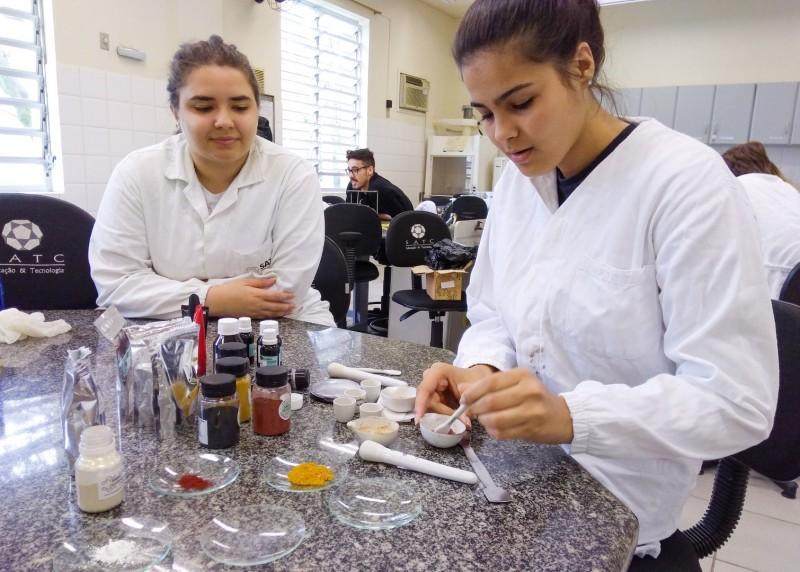 Feira de Ciência e Tecnologia terá 56 projetos inovadores na Jornada Satc