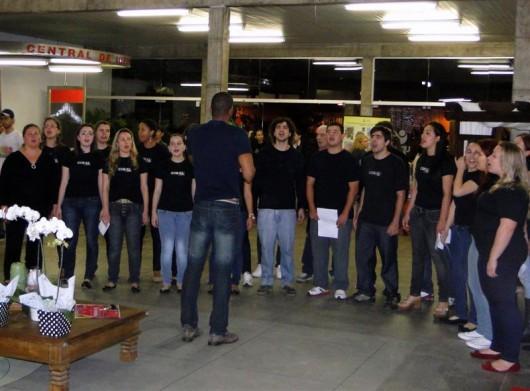 Sessões de música e de teatro no Quintas Culturais da Unesc