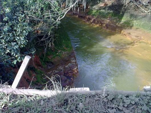 Estrutura de ponte em São Roque preocupa moradores