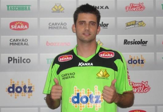Experiente, Galatto chega para reforçar o elenco tricolor