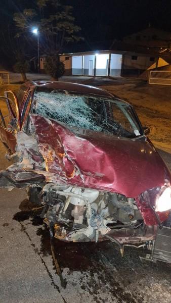 Motorista abandona veículo após causar colisão frontal na SC-370 em Gravatal 