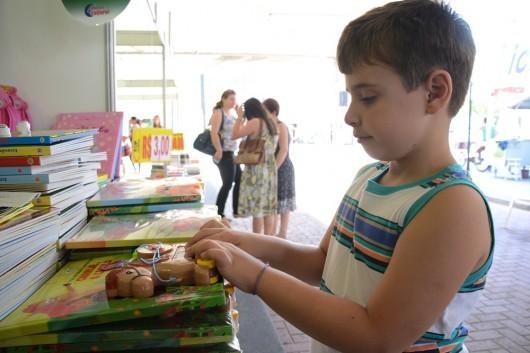 Literatura infantil também está presente na Feira do Livro de Criciúma