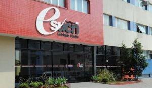 Esucri oferece espaço para alunos se inscreverem no Enem