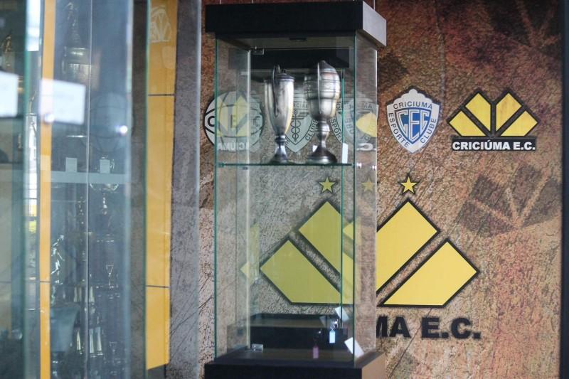 Criciúma: Sala de troféus Décio Bianchini é inaugurada