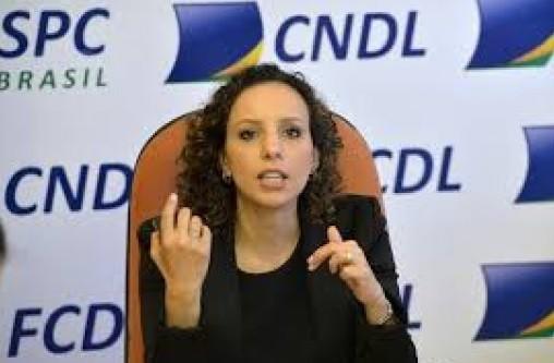 Quatro em cada dez consumidores estão com as contas no vermelho