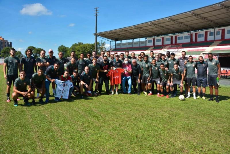 Próspera homenageia voluntários da campanha Salve a Laurinha