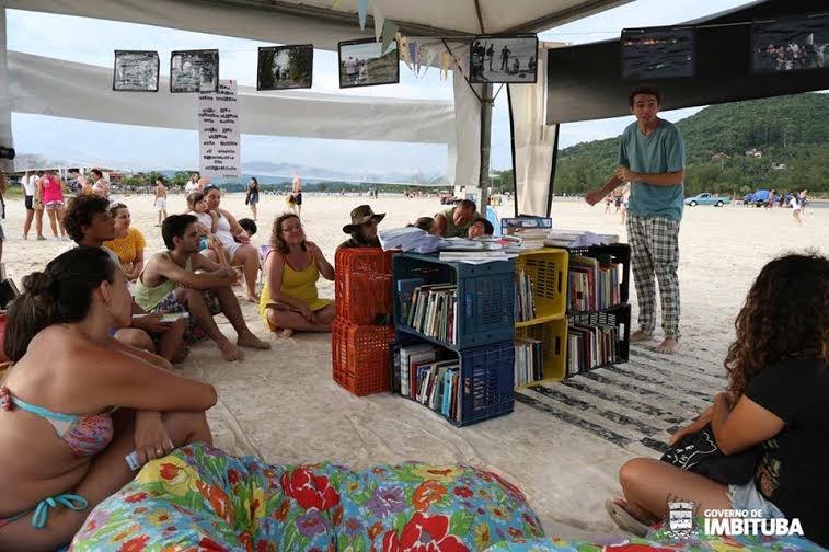 Tenda Literária de Imbituba vai à Praia de Itapirubá