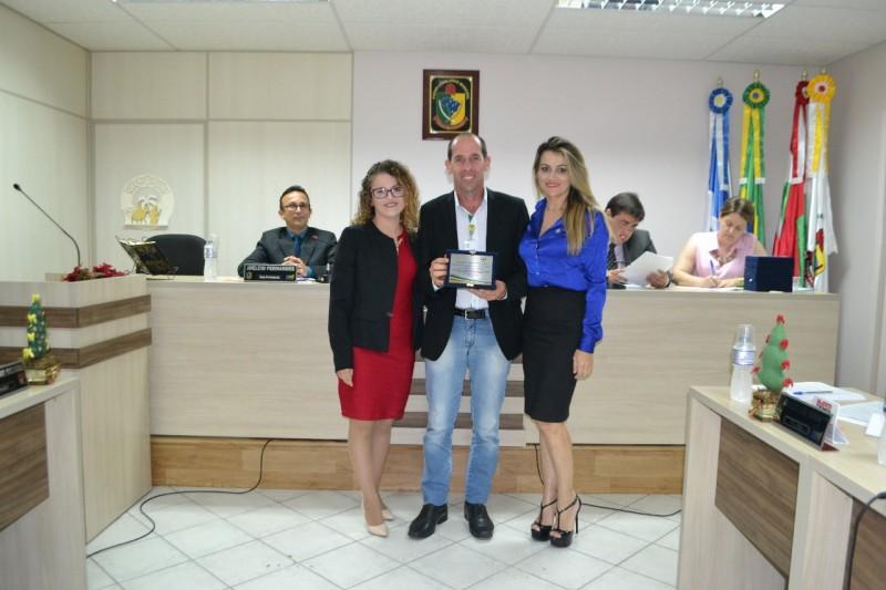 Epagri recebe Título Honorífico de Instituição de Mérito