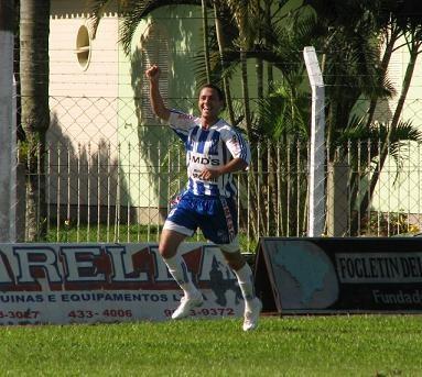 Caravaggio e Cocal em vantagem na semifinal
