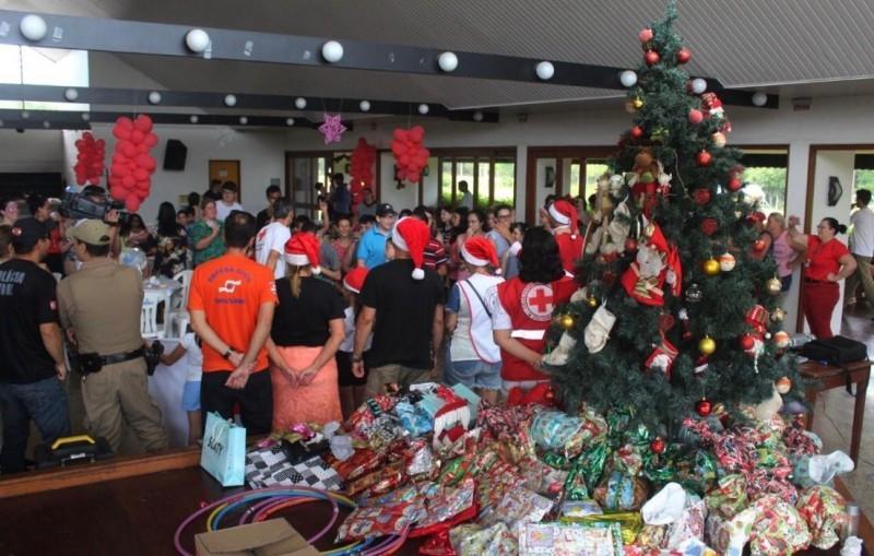 Campanha Natal Mais Solidário precisa de doadores de brinquedos; saiba como participar