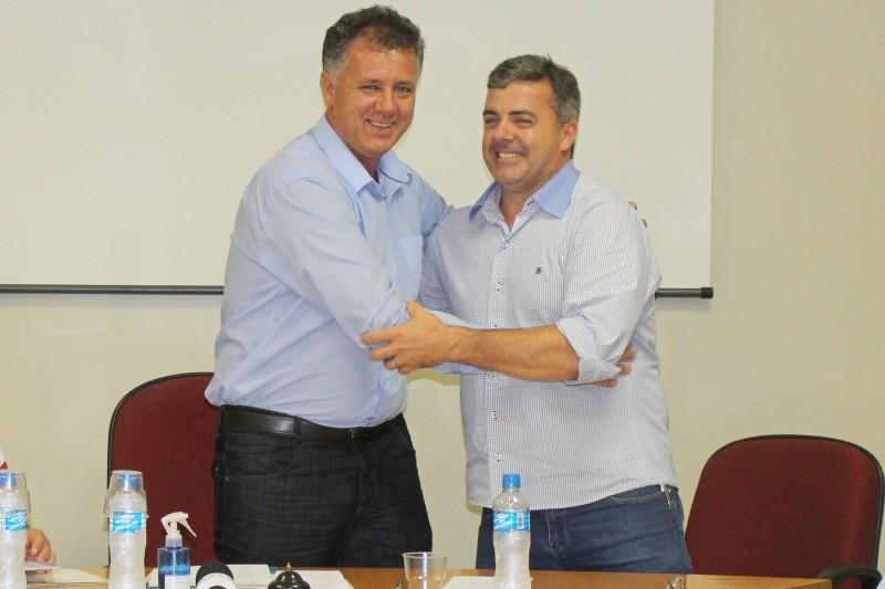 Prefeito de Forquilhinha, Dimas Kemmer, assume a presidência da Amrec
