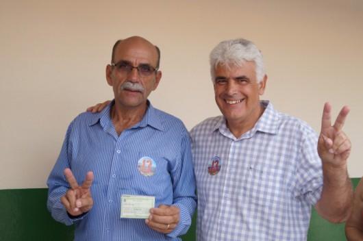 Décio e Lino votam no Rincão em meio a tumulto