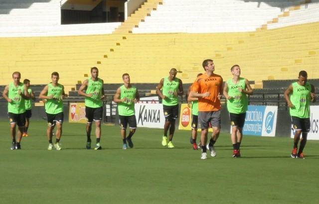 Sem tempo para lamentar derrota: Tigre volta ao trabalho focado no Jec
