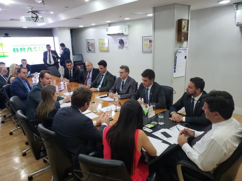Daniel Freitas busca solução para atendimento em saúde auditiva no Sul do Estado
