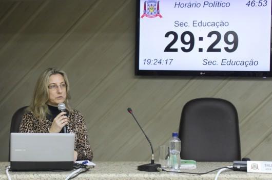 Secretária de Educação de Criciúma apresenta situação das escolas municipais