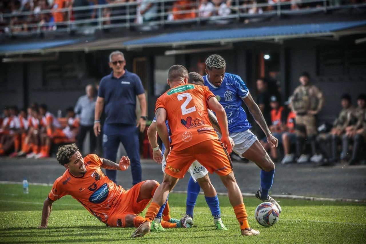 Caravaggio sofre a primeira derrota no Campeonato Catarinense