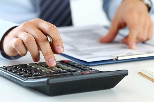 Inadimplência das empresas desacelera, mas ainda cresce 5,02% em fevereiro
