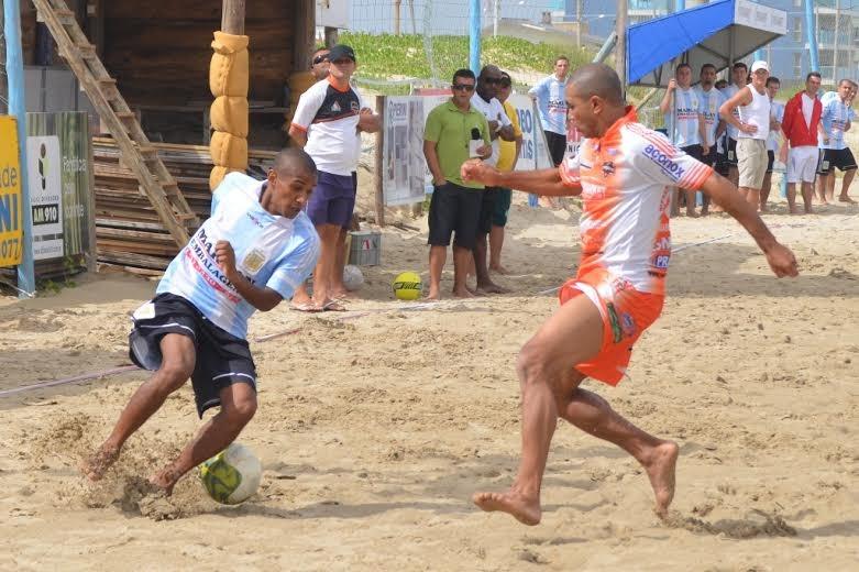 Open Market e Inimigos da Bola estão na final do Suíço da Zona Sul