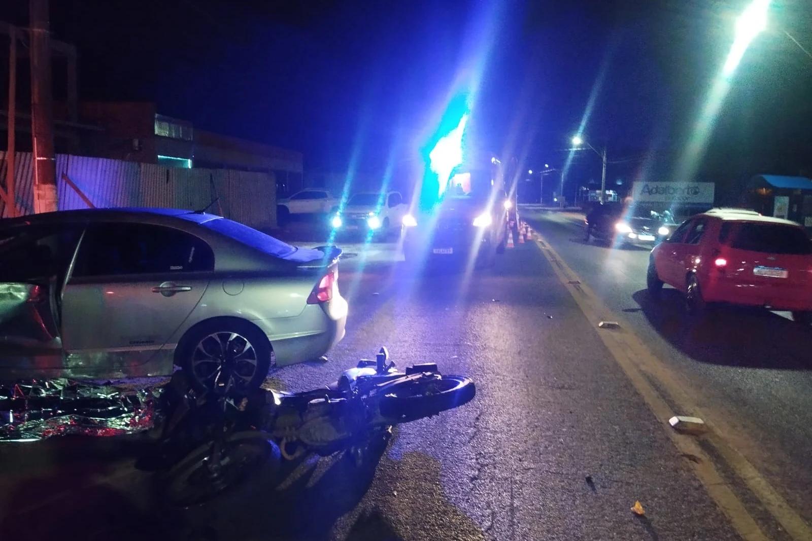 Motociclista morre após colisão contra carro na SC-445