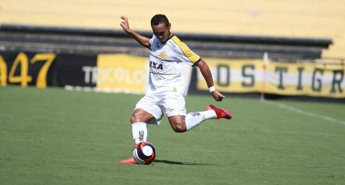 Alex Maranhão deixa o Tigre e avisa: 'obrigado por tudo, Criciúma'