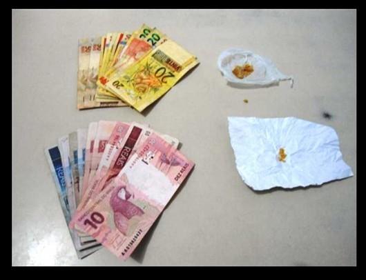  DIC apreende droga, adolescente e prende dois por tráfico de entorpecentes em Araranguá