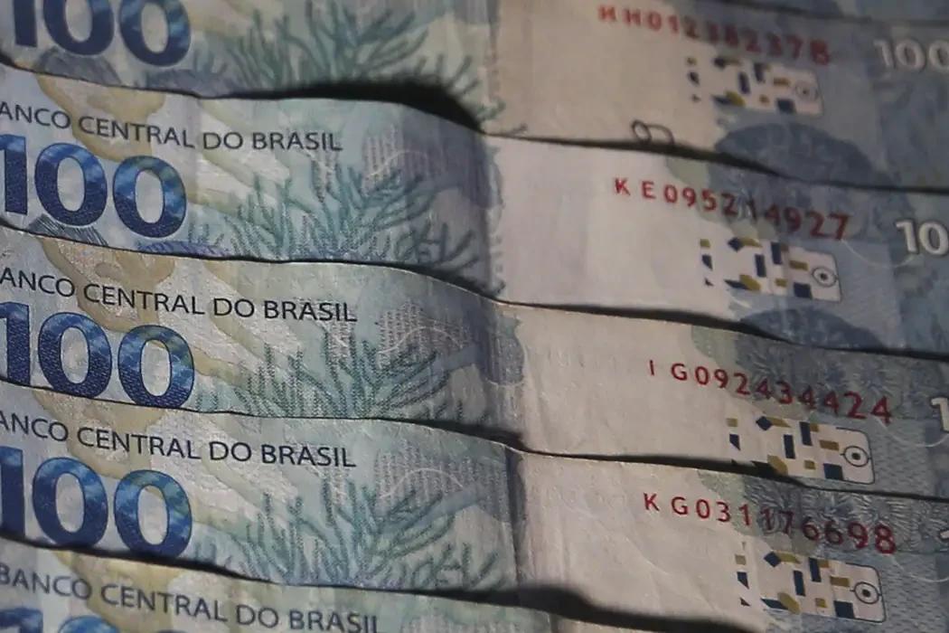 Receita paga quinto lote de restituição do Imposto de Renda 2025