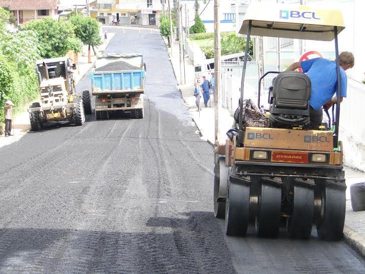 Ruas são revitalizadas na área central de Orleans