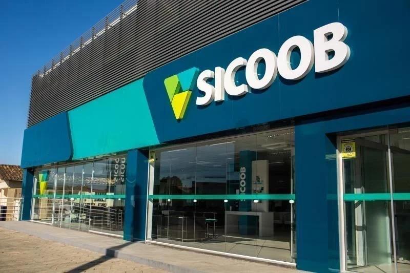 Sicoob abre inscrições para premiar voluntários, educadores e jovens líderes